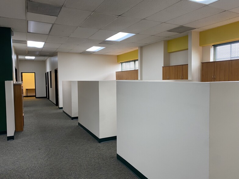 More Photos Of 2675-2677 Zoe Ave, Huntington Park Loft Creative Space For Lease