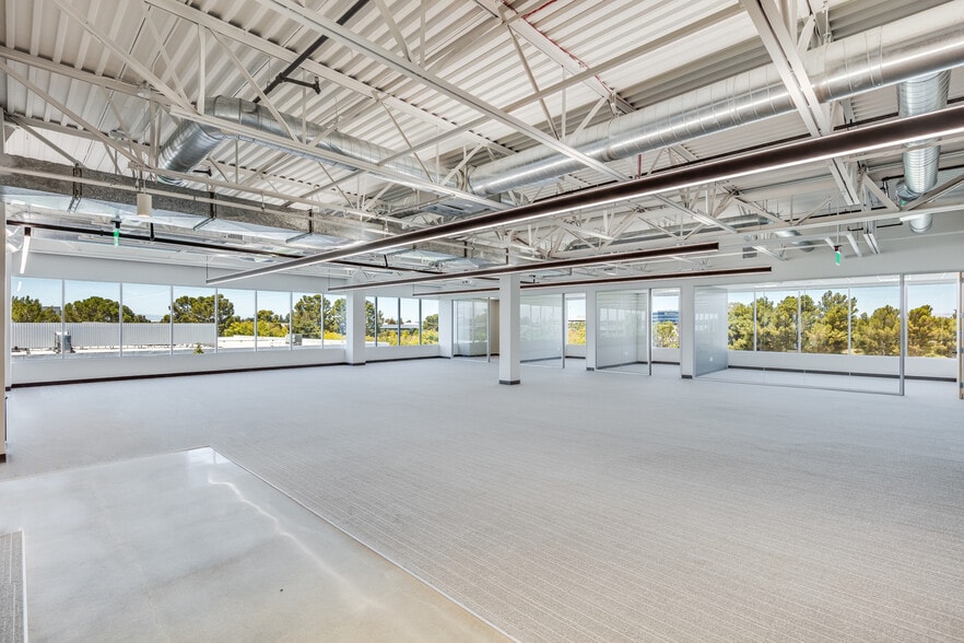 More Photos Of 2953 Bunker Hill Ln, Santa Clara Loft Creative Space For Lease