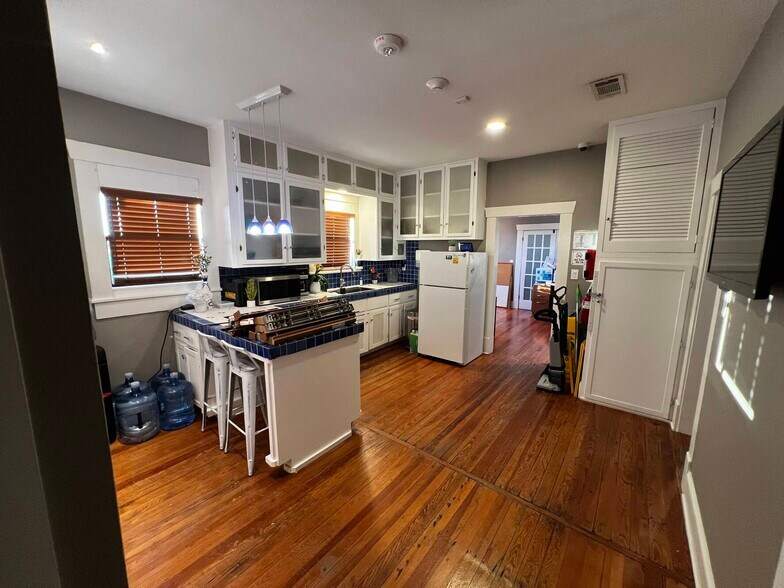 More Photos Of , Pflugerville Unknown For Sale