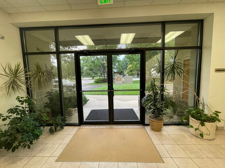 More Photos Of 4900 Nautilus Ct N, Boulder Office For Lease