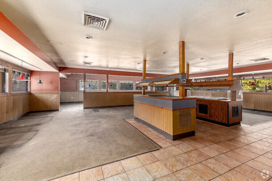 More Photos Of 1815 S Main St, Laurinburg Restaurant For Sale