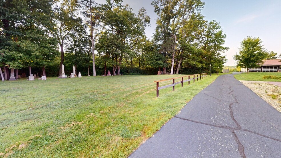 More Photos Of 1720 State Route 15 Belleville IL 62221 Hwy, Belleville Specialty For Sale