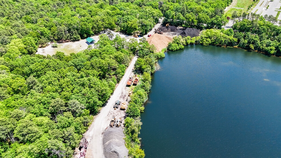 More Photos Of 203 Pomona Rd, Galloway Sports And Entertainment For Sale