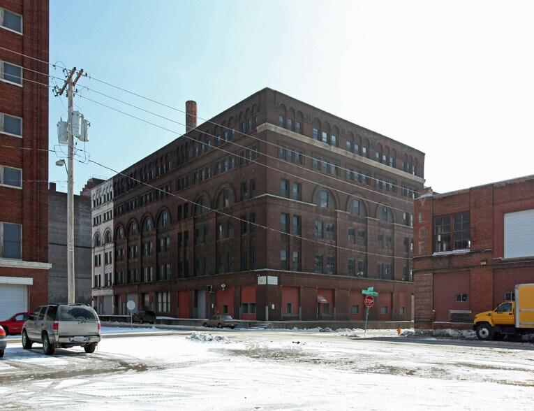 More Photos Of 1101 Mulberry St, Kansas City Warehouse For Lease