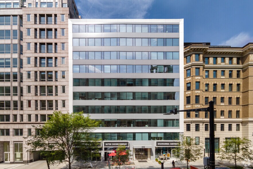 More Photos Of 818 18th St NW, Washington Office For Sale