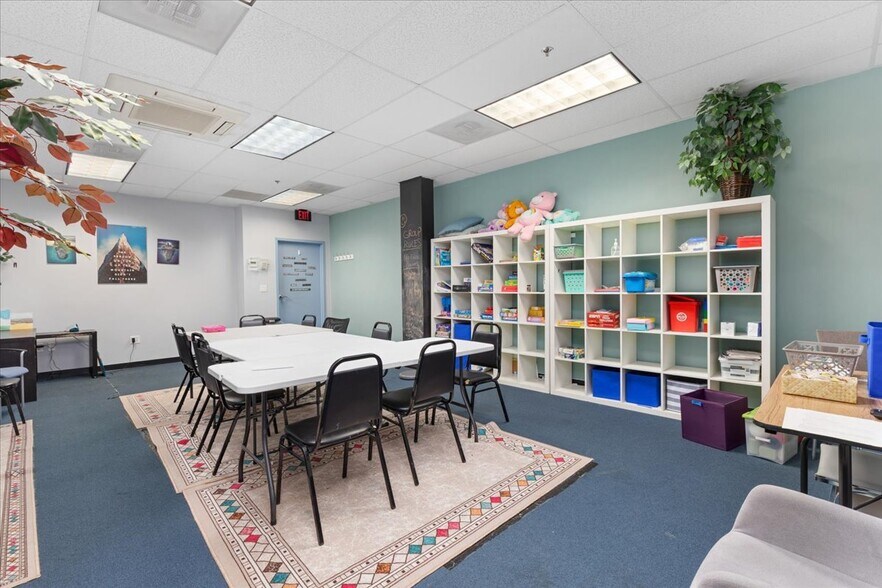 More Photos Of 8140 Ashton Ave, Manassas Medical For Sale