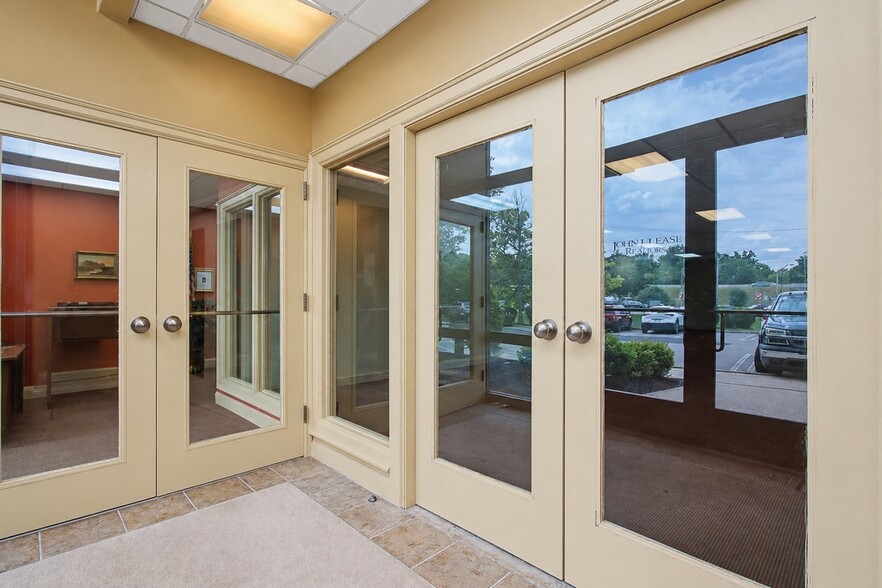 More Photos Of 5020 Route 9W, Newburgh Office For Lease