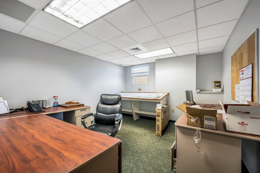 More Photos Of 373 High St, Wilkes Barre Manufacturing For Lease