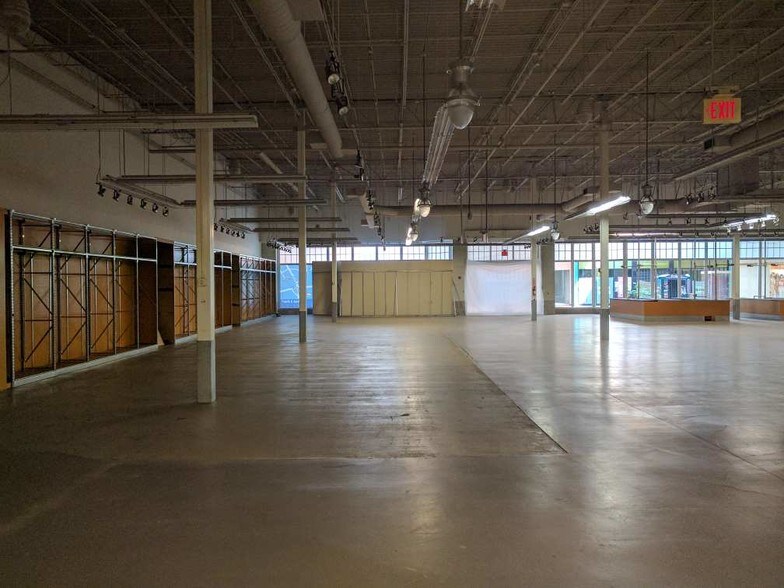 More Photos Of 4800 N Texoma Pky, Sherman Unknown For Lease