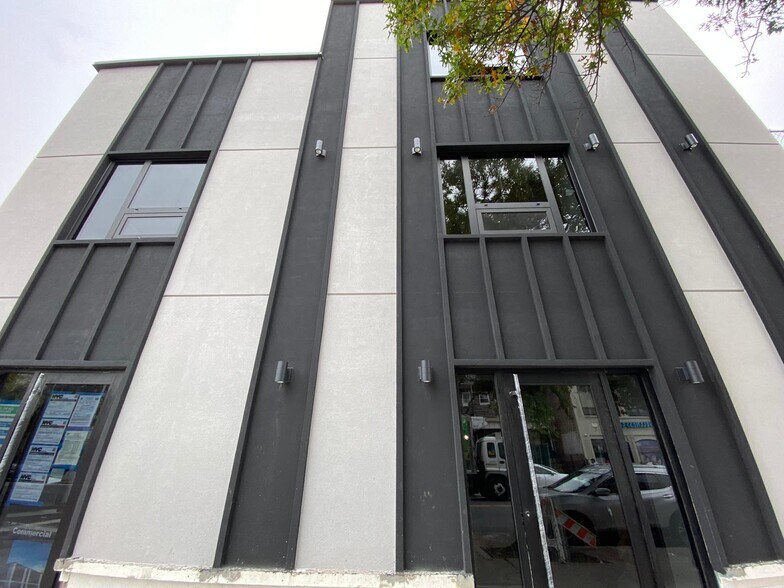 More Photos Of 401 Ditmas Ave, Brooklyn Medical For Lease