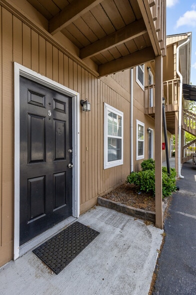 More Photos Of 1802 Hamill Rd, Hixson Apartments For Sale