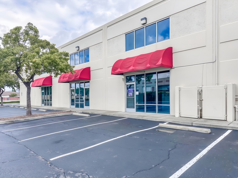 More Photos Of 110 Railroad Ave, Suisun City Flex For Lease