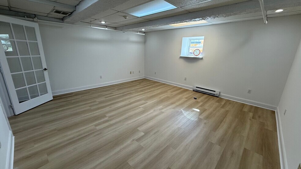 More Photos Of 4200 William Penn Hwy, Easton General Retail For Lease