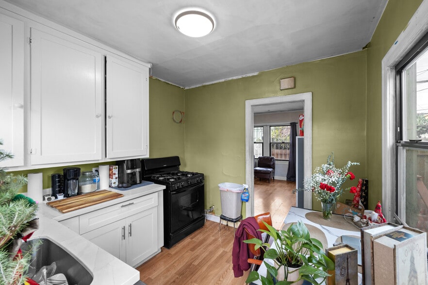 More Photos Of 4422 Ygnacio Ave, Oakland Apartments For Sale