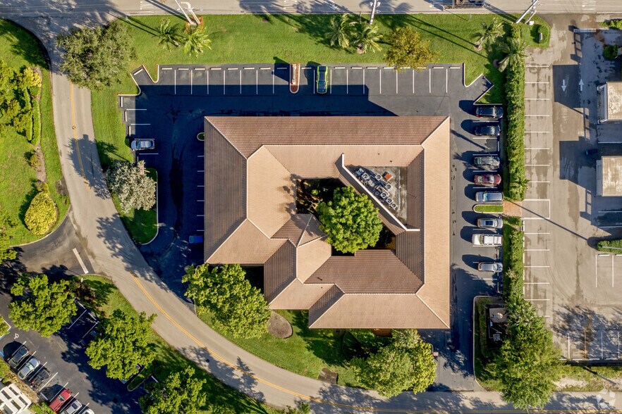 More Photos Of 7900 Nova Dr, Fort Lauderdale Office For Lease