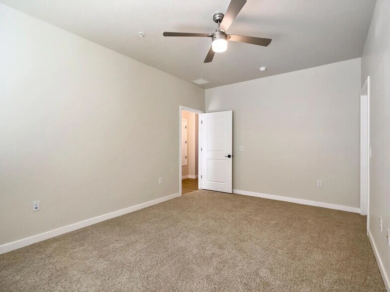More Photos Of , Phoenix Multifamily For Sale