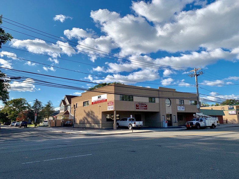 Primary Photo Of 1061 N Broadway, Massapequa Medical For Sale