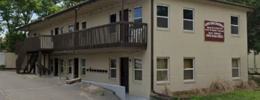 Primary Photo Of 229 W 13th Ave, Emporia Apartments For Sale