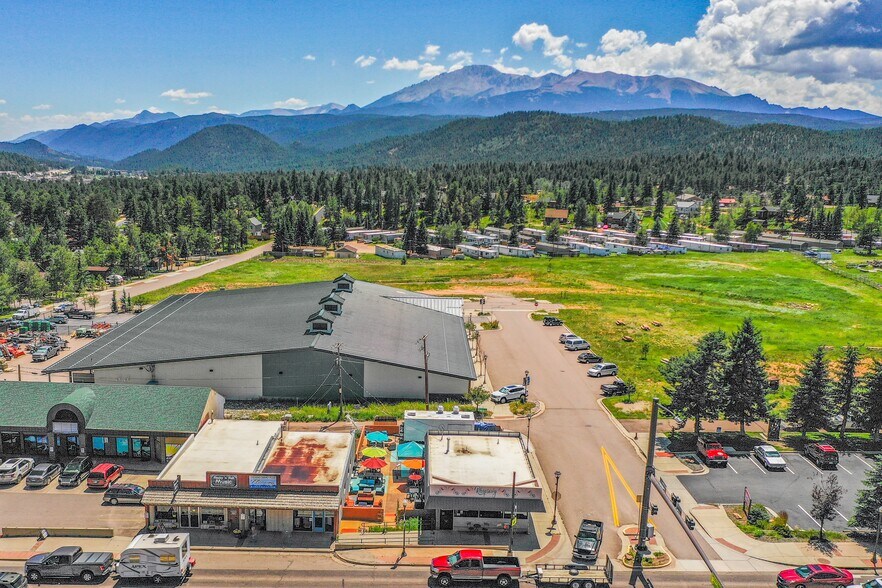 More Photos Of 121 W Midland Ave, Woodland Park Restaurant For Sale