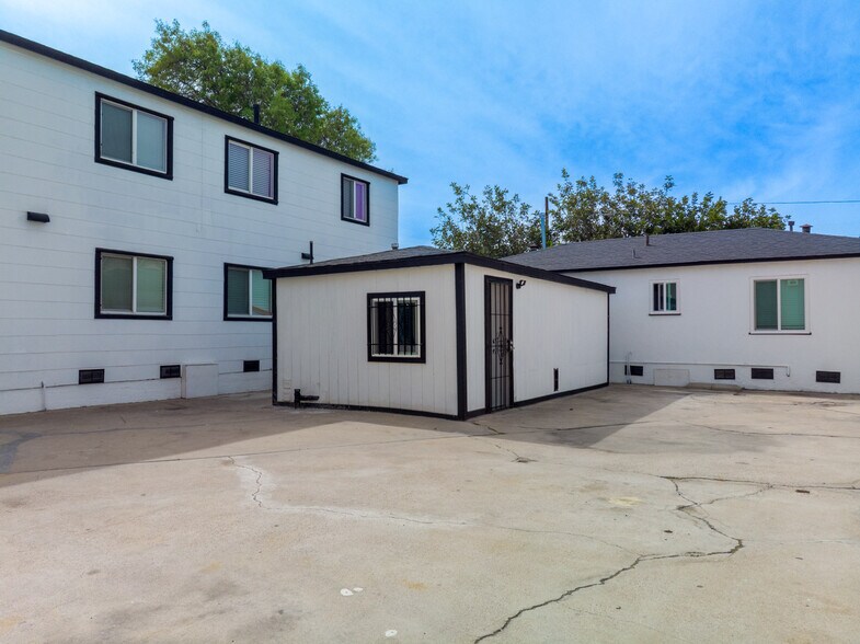 More Photos Of 1227 Coolidge Ave, National City Apartments For Sale