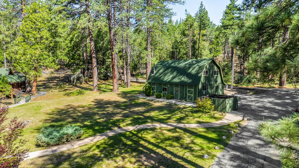 More Photos Of 26345 Delano Dr, Idyllwild-Pine Cove Hotel For Sale