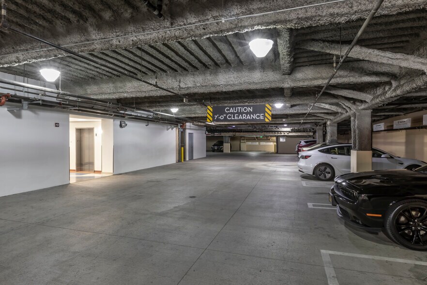 More Photos Of 250 E Olive Ave, Burbank Loft Creative Space For Sale