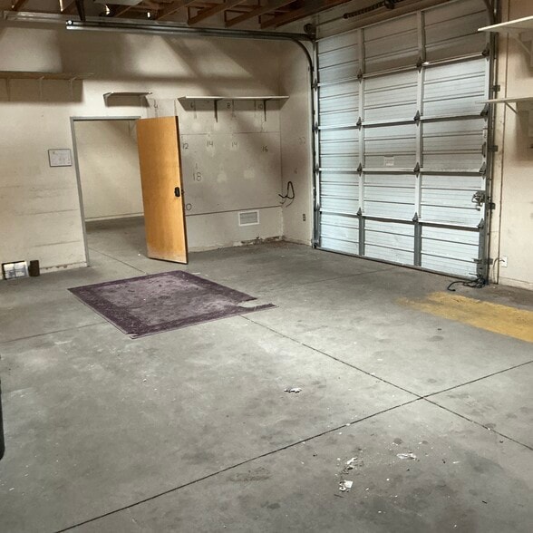 More Photos Of 13632 W Camino Del Sol, Sun City Freestanding For Sale