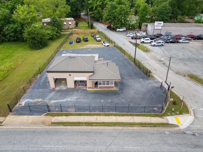 More Photos Of 1668 Atlanta Rd SE, Smyrna Auto Repair For Sale