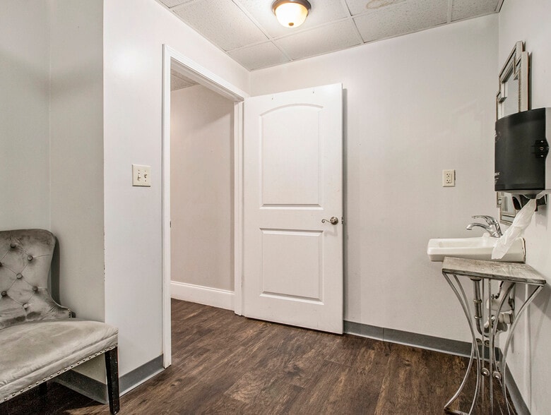 More Photos Of 3113 Stone Mountain St, Lithonia Storefront Retail Office For Sale