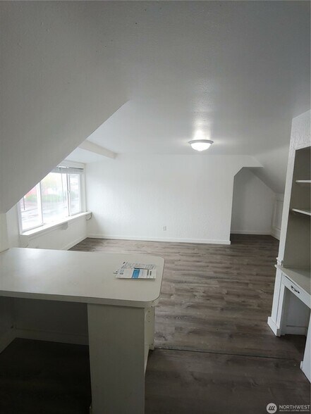 More Photos Of 1700 California Ave S, Long Beach Apartments For Sale