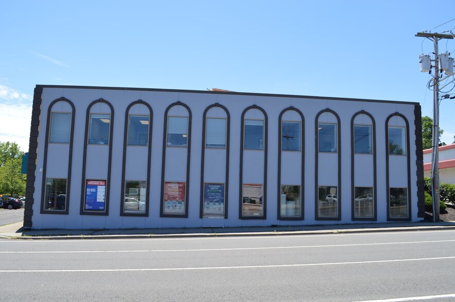 More Photos Of 233 W Route 59, Nanuet Storefront For Lease