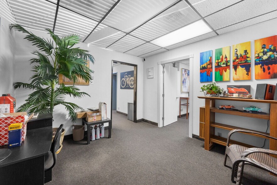 More Photos Of 630-640 S Glassell St, Orange Office For Sale
