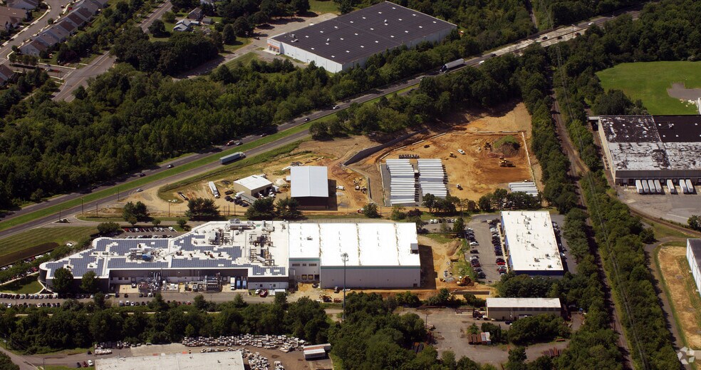 More Photos Of 2382 US Highway 130, Dayton Truck Terminal For Lease