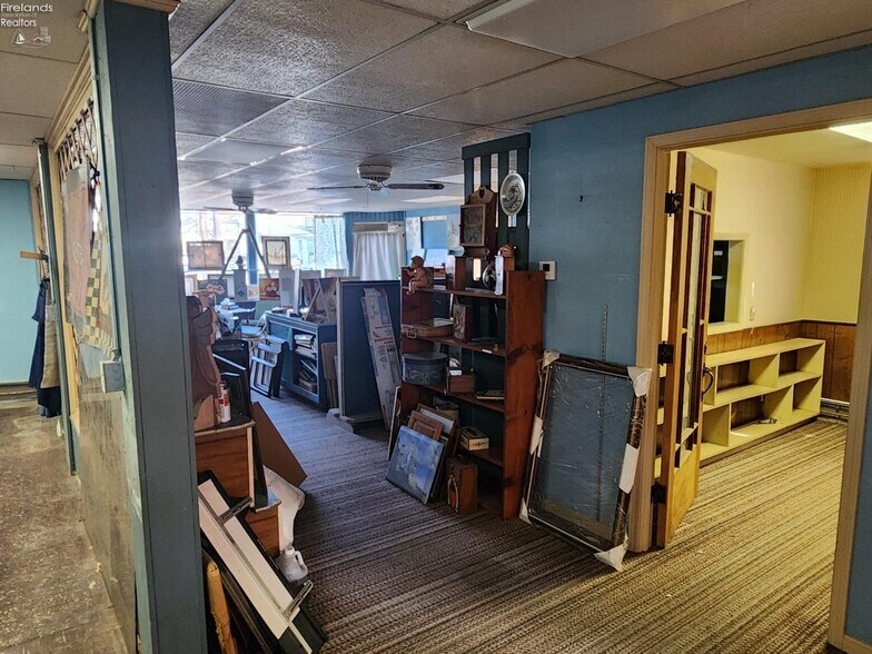 More Photos Of 1431 Hayes Ave, Sandusky Storefront Retail Office For Sale