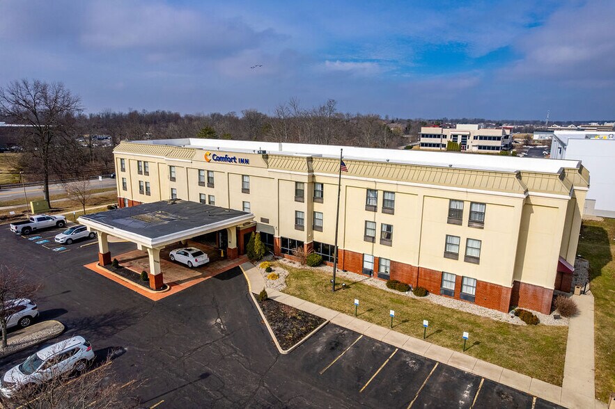 More Photos Of 4640 Creek Rd, Blue Ash Hotel For Sale