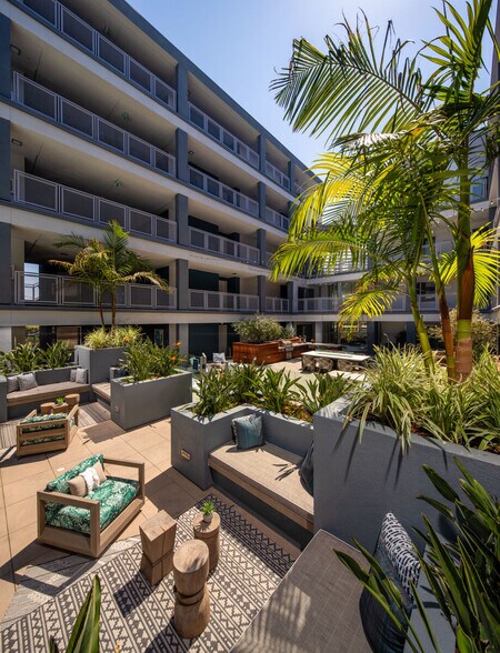 More Photos Of 11924 W Washington Blvd, Los Angeles Apartments For Lease