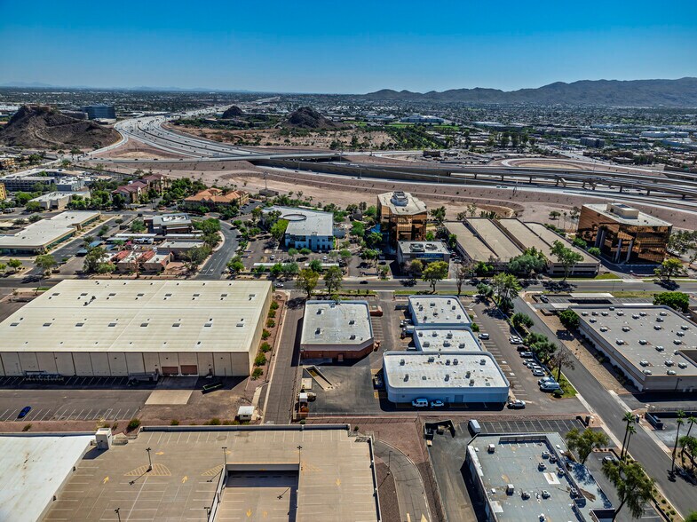 More Photos Of 2220 W 14th St, Tempe Showroom For Sale