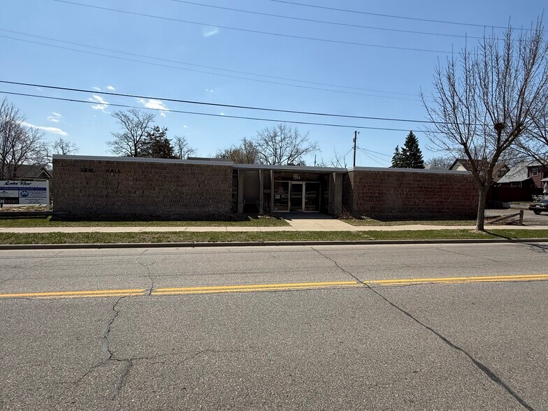 More Photos Of 1204 7th St S, Saint Cloud Office For Sale