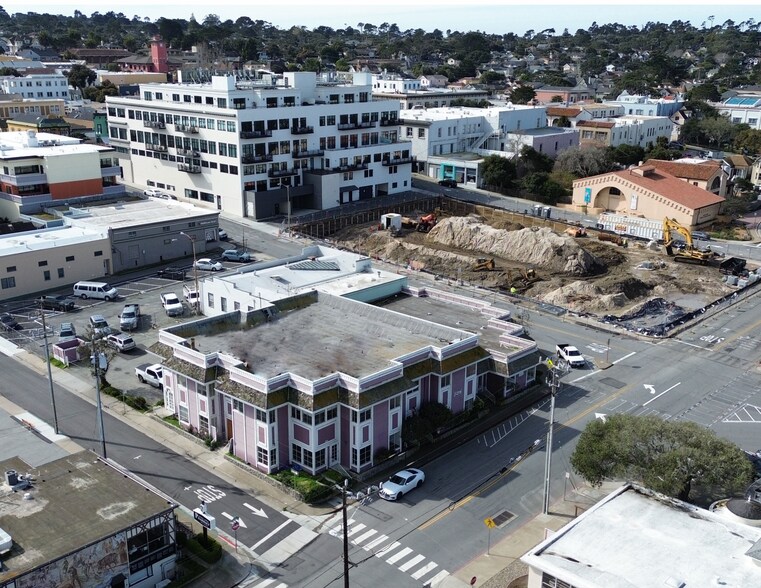 More Photos Of 529 Central Ave, Pacific Grove Office Residential For Lease