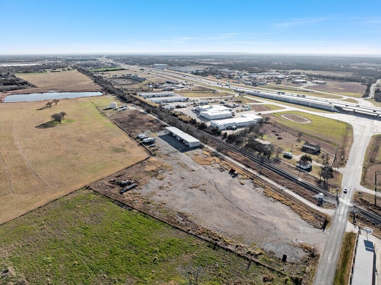 More Photos Of 193 E Hilltop Rd, Elm Mott Self Storage For Sale