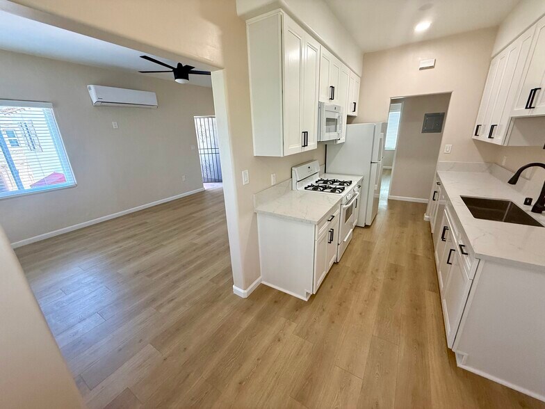 More Photos Of 3501 Park Blvd, San Diego Apartments For Sale
