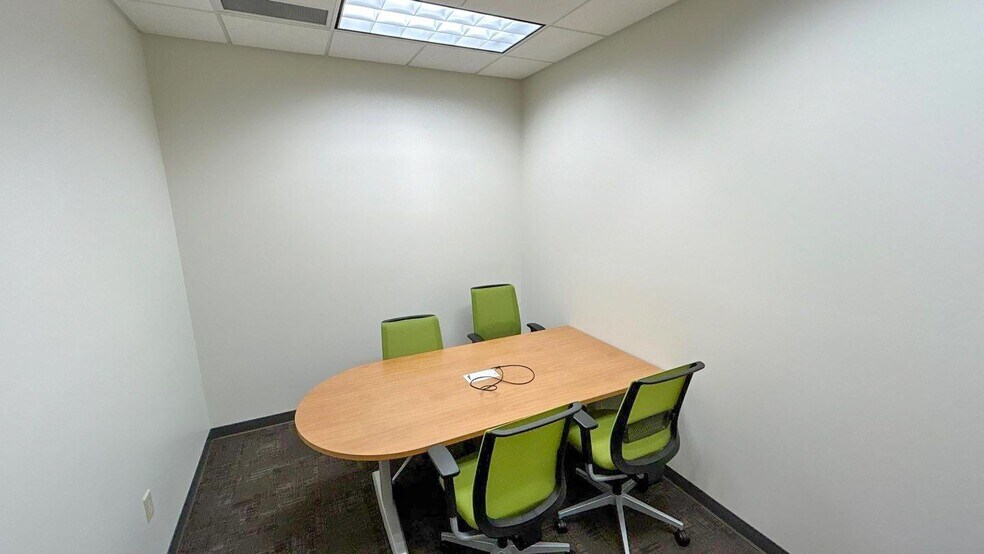 More Photos Of 7389 Airport View Dr SW, Rochester Office For Lease