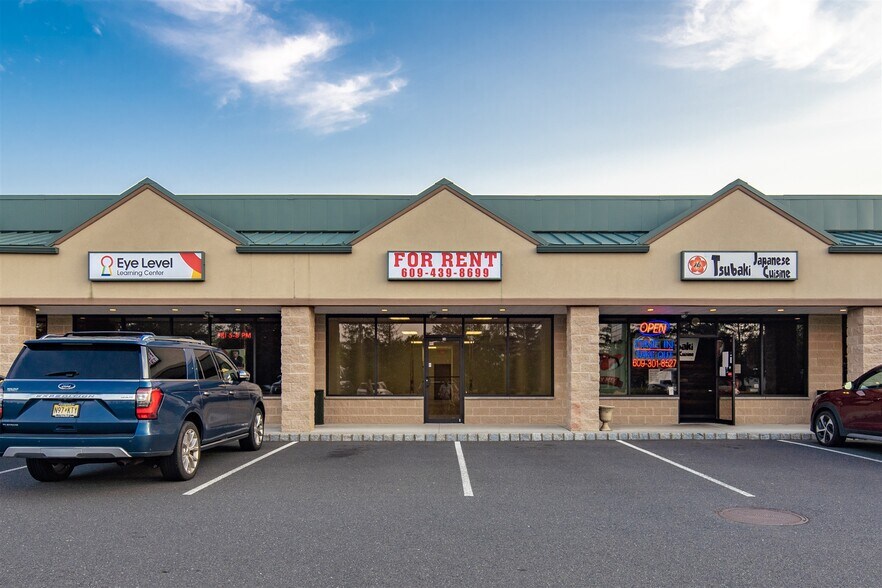 More Photos Of 680 Route 33 E, East Windsor General Retail For Lease