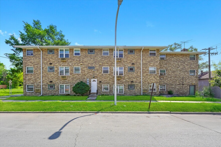 More Photos Of 70-74 E 138th St, Riverdale Apartments For Sale