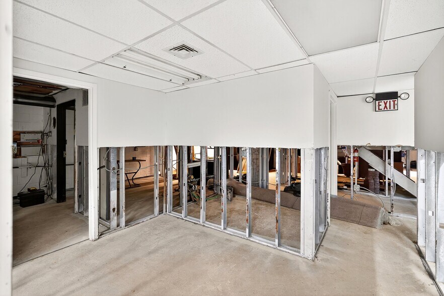 More Photos Of 228 Route 34, Old Bridge Office For Sale