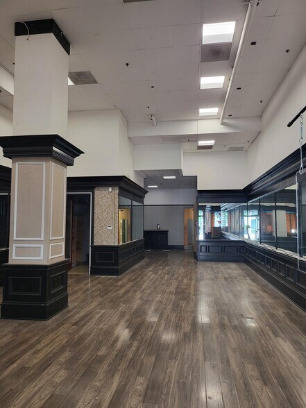 More Photos Of 200-210 S 1st St, San Jose Apartments For Lease