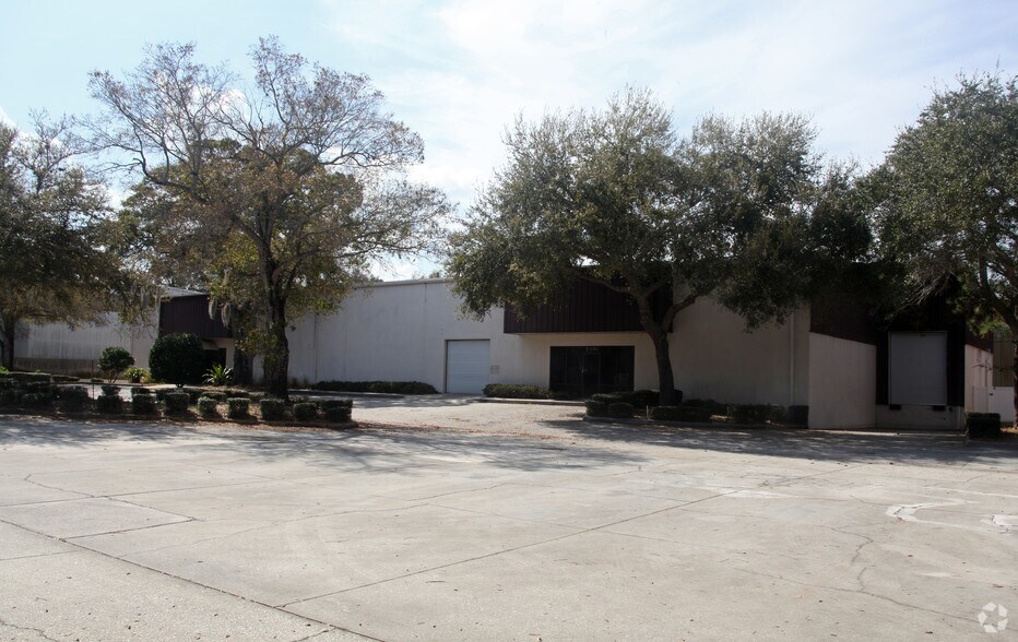 More Photos Of 2100-C Palmetto St, Clearwater Warehouse For Lease