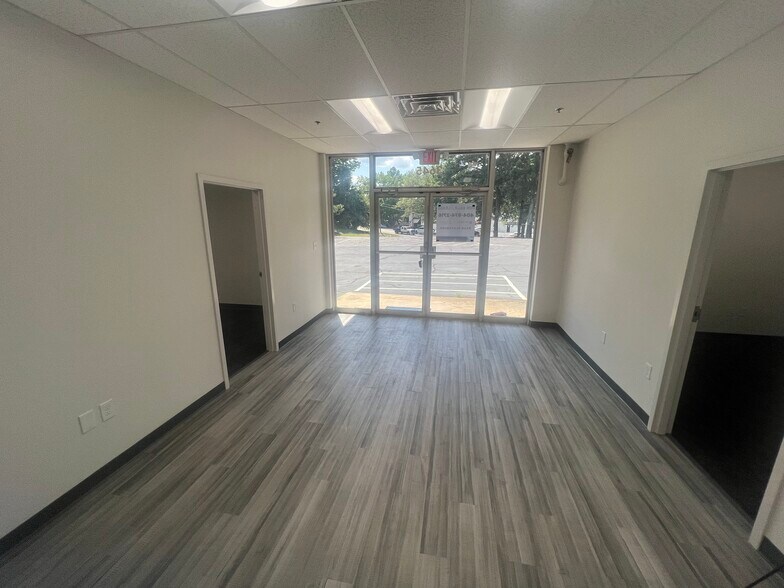 More Photos Of 3645 Oakcliff Rd, Doraville Warehouse For Sale