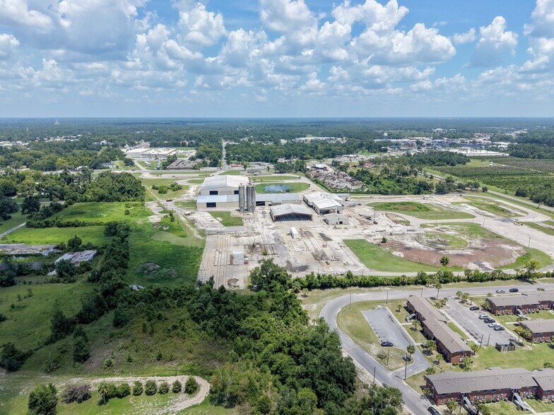 More Photos Of 1509 S Byron Butler Pky, Perry Manufacturing For Sale
