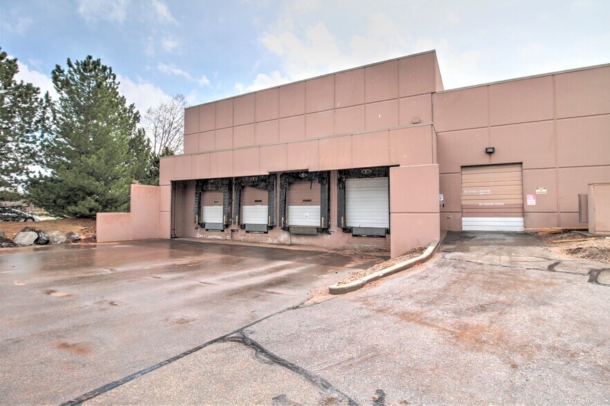 More Photos Of 6268 Monarch Park Pl, Longmont Industrial For Lease